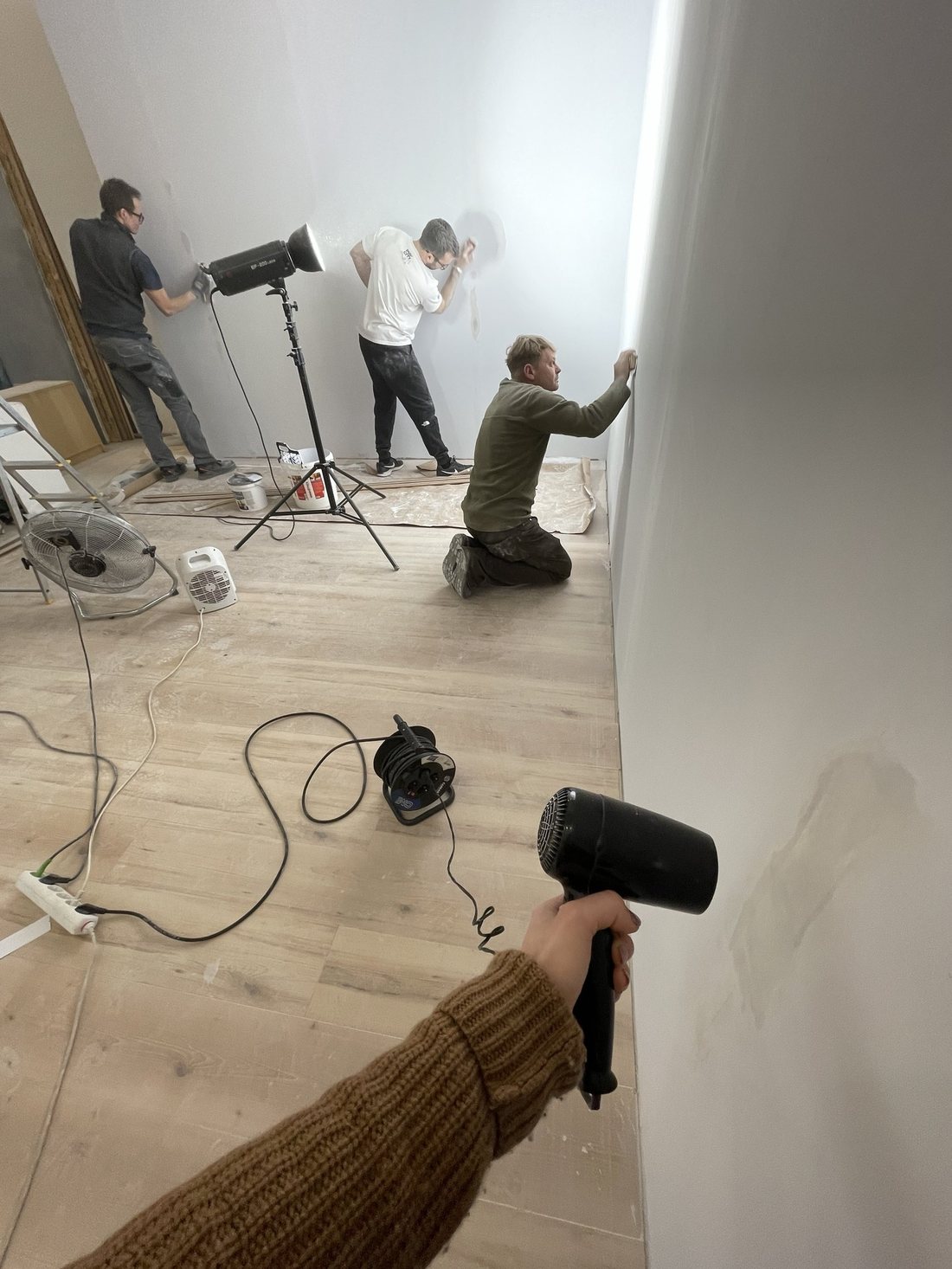 Drying fresh paint with a hair dryer